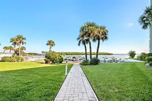 597 Sutton Pl, Longboat Key, FL 34228 - Photo 30