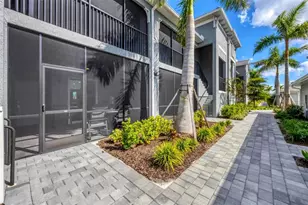 12520 Galapagos Ct, Venice, FL 34293 - Photo 2