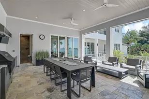 101 Seagull Ln, Sarasota, FL 34236 - Photo 56