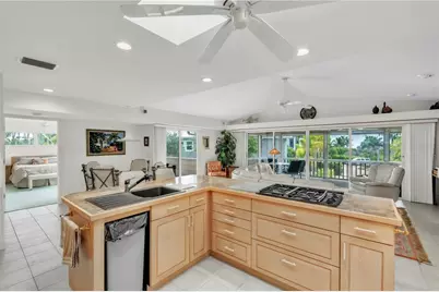 103 Sunset Lane, Anna Maria, FL 34216 - Photo 18