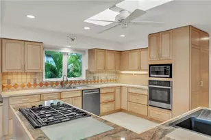 103 Sunset Ln, Anna Maria, FL 34216 - Photo 20