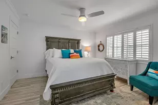 226 Golden Gate Point, Sarasota, FL 34236 - Photo 34