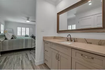 226 Golden Gate Point #21, Sarasota, FL 34236 - Photo 44