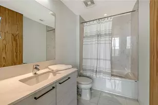 111 S Pineapple Ave, Sarasota, FL 34236 - Photo 36