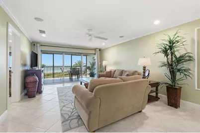 5393 Gulf Of Mexico Drive #211, Longboat Key, FL 34228 - Photo 6