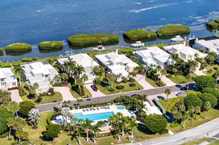 3488 Mistletoe Ln, Longboat Key, FL 34228 - Photo 1