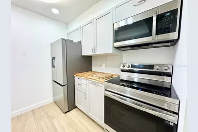 9205 Tudor Drive #C208, Tampa, FL 33615 - Photo 8