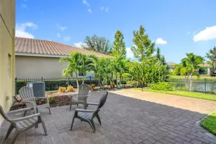 5522 Cartagena Dr, Sarasota, FL 34233 - Photo 20