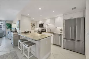 1212 Benjamin Franklin Dr, Sarasota, FL 34236 - Photo 10