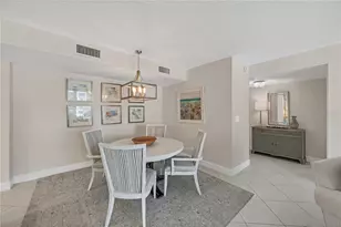 1212 Benjamin Franklin Dr, Sarasota, FL 34236 - Photo 14