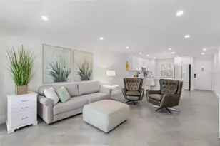 4390 Exeter Dr, Longboat Key, FL 34228 - Photo 6