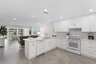 4390 Exeter Dr, Longboat Key, FL 34228 - Photo 12