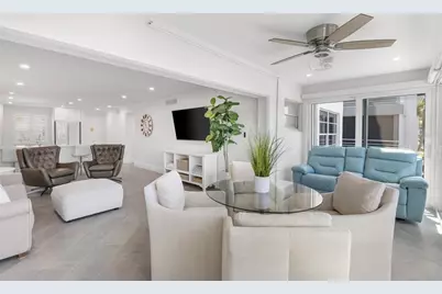 4390 Exeter Drive #206, Longboat Key, FL 34228 - Photo 6