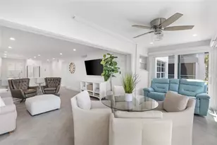 4390 Exeter Dr, Longboat Key, FL 34228 - Photo 6