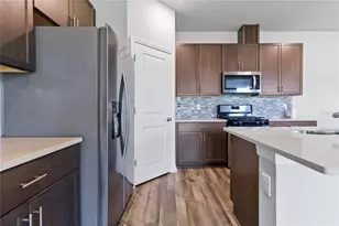 5617 Bungalow Grove Ct, Palmetto, FL 34221 - Photo 12