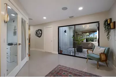 3705 Torrey Pines Boulevard, Sarasota, FL 34238 - Photo 2