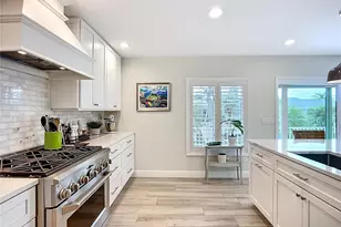 620 North Point Dr, Holmes Beach, FL 34217 - Photo 16