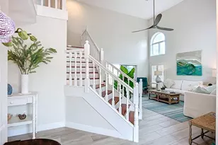 620 North Point Dr, Holmes Beach, FL 34217 - Photo 4