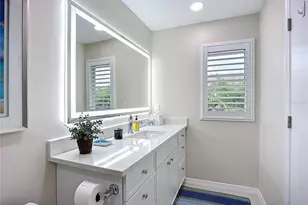 620 North Point Dr, Holmes Beach, FL 34217 - Photo 38