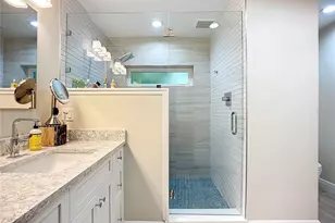 620 North Point Dr, Holmes Beach, FL 34217 - Photo 34