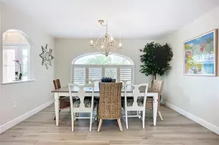 620 North Point Dr, Holmes Beach, FL 34217 - Photo 12