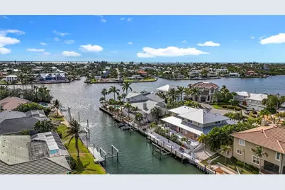 620 North Point Drive, Holmes Beach, FL 34217 - Photo 66