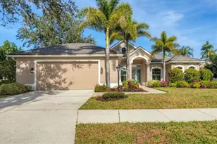 327 Park Trace Blvd, Osprey, FL 34229 - Photo 1