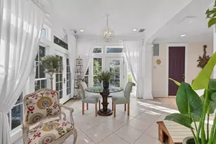 1798 Lincoln Park Cir, Sarasota, FL 34236 - Photo 22