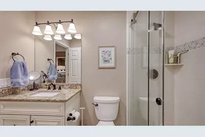 2367 Harbour Oaks Drive, Longboat Key, FL 34228 - Photo 30