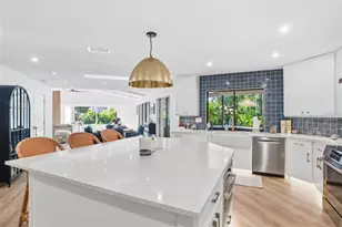 1660 Pine Harrier Cir, Sarasota, FL 34231 - Photo 24