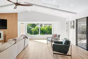 1660 Pine Harrier Cir, Sarasota, FL 34231 - Photo 10