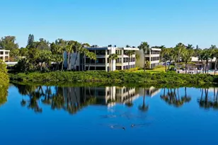 199 Whispering Sands Dr, Sarasota, FL 34242 - Photo 18