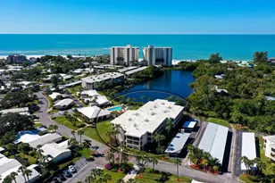 199 Whispering Sands Dr, Sarasota, FL 34242 - Photo 2