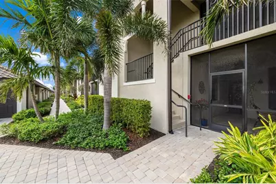 5694 Palmer Circle #204, Lakewood Ranch, FL 34211 - Photo 2