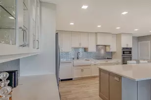 2295 Gulf of Mexico Dr, Longboat Key, FL 34228 - Photo 18