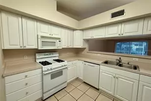 4683 Winston Ln N, Sarasota, FL 34235 - Photo 30