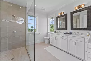 5840 Gulf of Mexico Dr, Longboat Key, FL 34228 - Photo 36