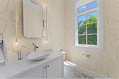 5840 Gulf Of Mexico Drive, Longboat Key, FL 34228 - Photo 28