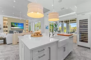 5840 Gulf of Mexico Dr, Longboat Key, FL 34228 - Photo 16