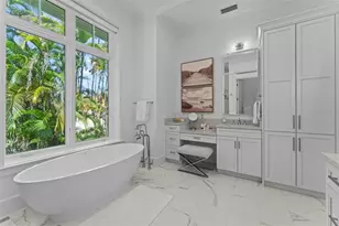 5840 Gulf of Mexico Dr, Longboat Key, FL 34228 - Photo 24