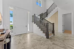 5840 Gulf of Mexico Dr, Longboat Key, FL 34228 - Photo 10