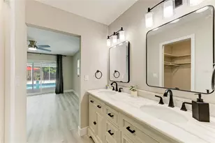 3645 Calliandra Dr, Sarasota, FL 34232 - Photo 18