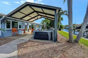 5569 Contento Dr, Sarasota, FL 34242 - Photo 58