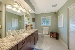 5569 Contento Dr, Sarasota, FL 34242 - Photo 28