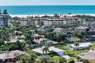 5569 Contento Dr, Sarasota, FL 34242 - Photo 2