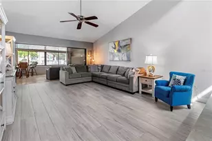 4641 La Jolla Dr, Bradenton, FL 34210 - Photo 14