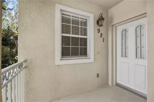 900 San Lino Cir, Venice, FL 34292 - Photo 2