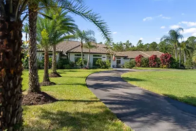 18702 69th Avenue E, Bradenton, FL 34211 - Photo 4