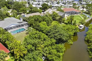 1895 Buccaneer Cir, Sarasota, FL 34231 - Photo 28