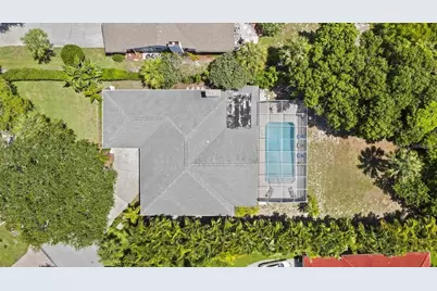 1895 Buccaneer Circle, Sarasota, FL 34231 - Photo 32